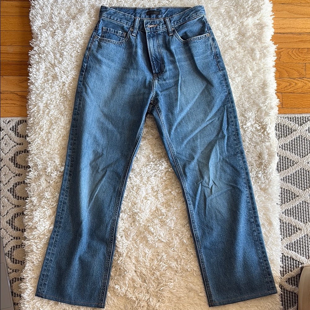 Uniqlo Medium Wash Straight Leg Jeans